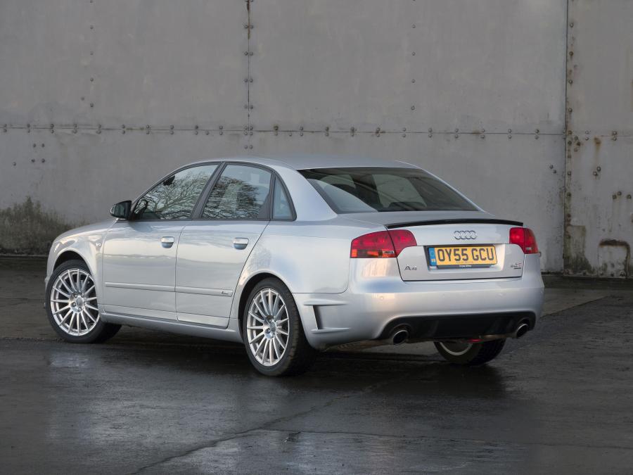  Audi A4 DTM Edition (B7) 2005 года  (UK) (фото 9 из 11)